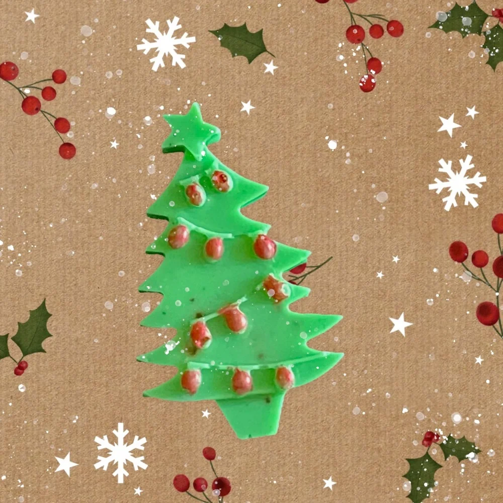 VintageBitchGifts Organic Cranberry Cookie Christmas Tree Mini Soaps 5 Pieces
